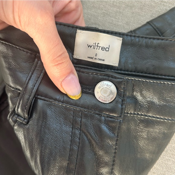 New Aritzia Melina Pants (size 0) - Picture 6 of 6